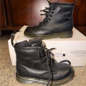 Little kids Black dr martens Leather Lace-Up Boots size 10